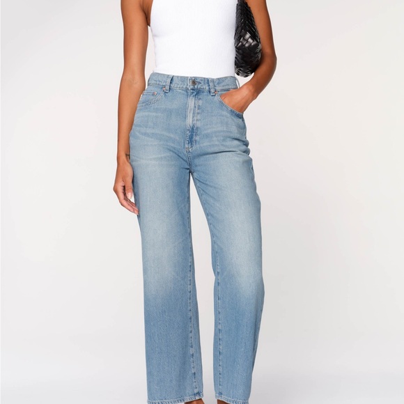 DL1961 Wide Leg High Waisted Denim - Picture 2 of 13